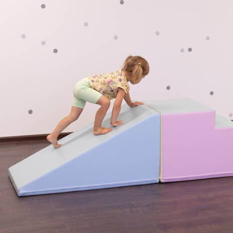 IGLU Soft Play Askelma ja liukumäki Pastel